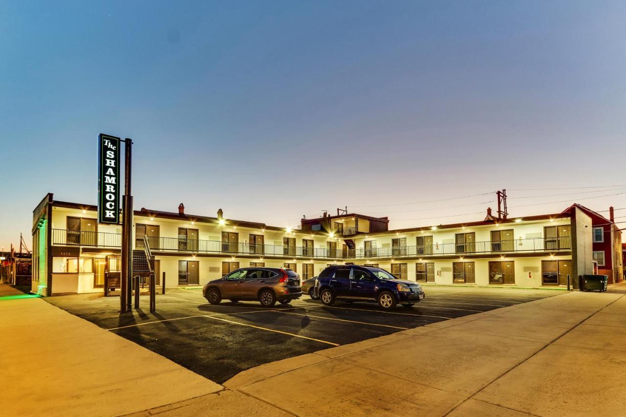 The Shamrock Hotel Cicero Exterior photo