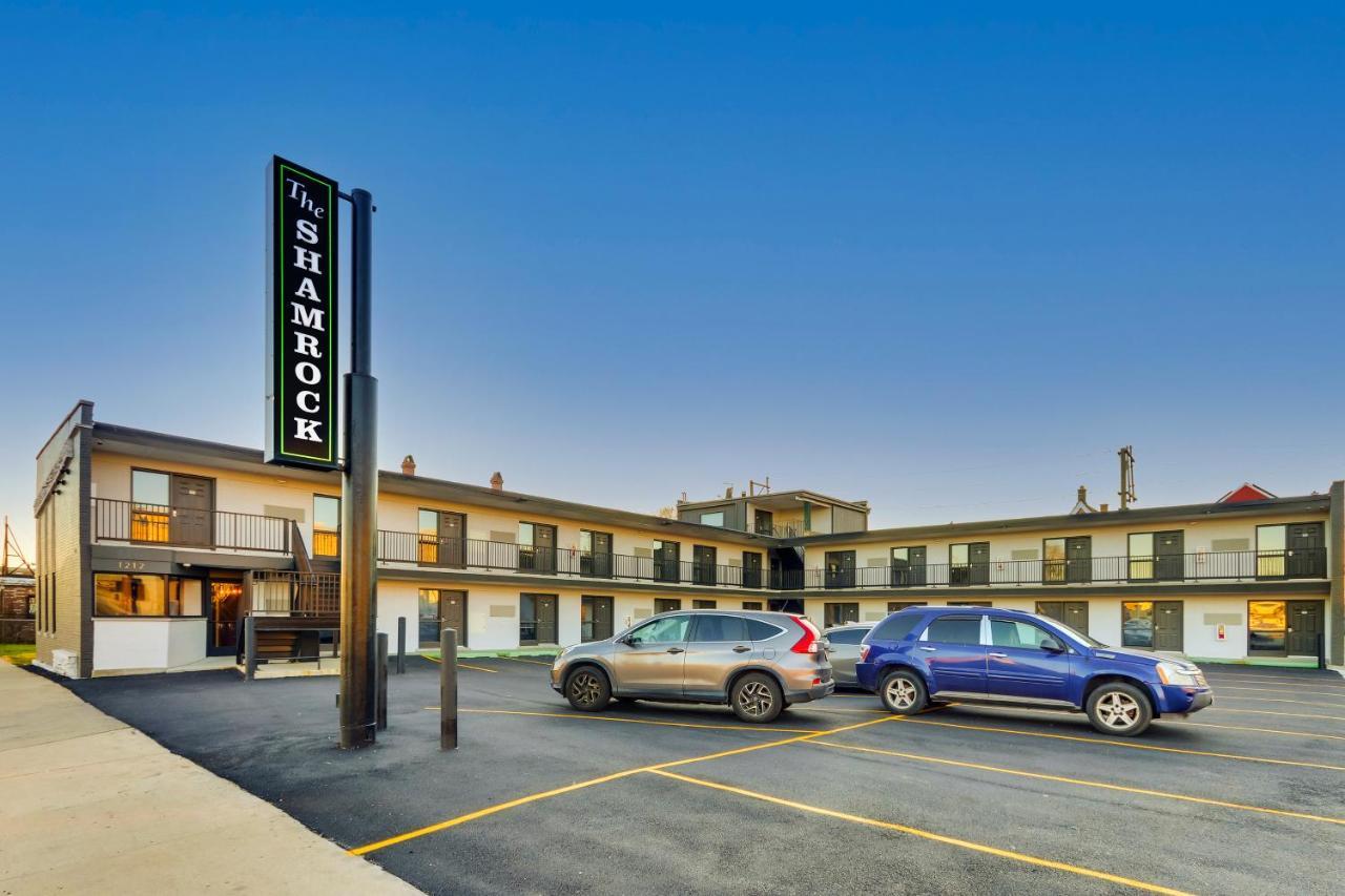The Shamrock Hotel Cicero Exterior photo